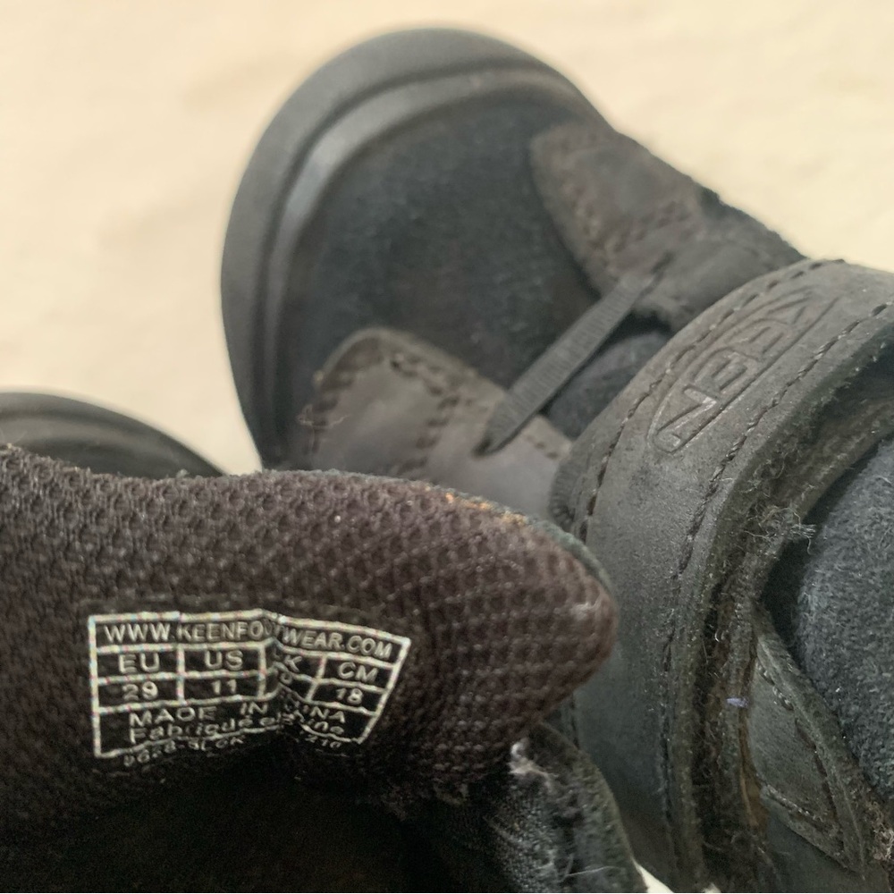 Keen Kids Black Shoes Size 11 - Picture 11 of 12